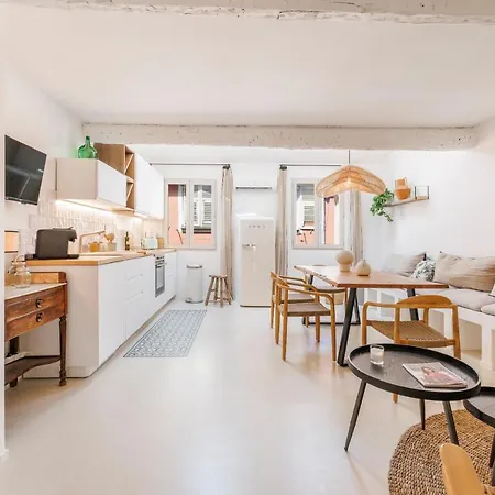 Renting - Neuve - Luxury Triplex Old Town Massena Garibaldi - 4 Bedroom - Ac Apartamento