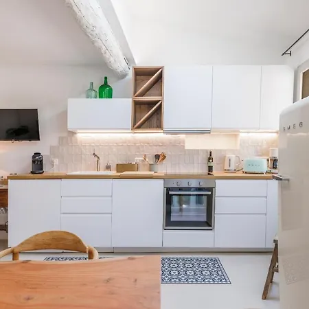 Renting - Neuve - Luxury Triplex Old Town Massena Garibaldi - 4 Bedroom - Ac Apartamento