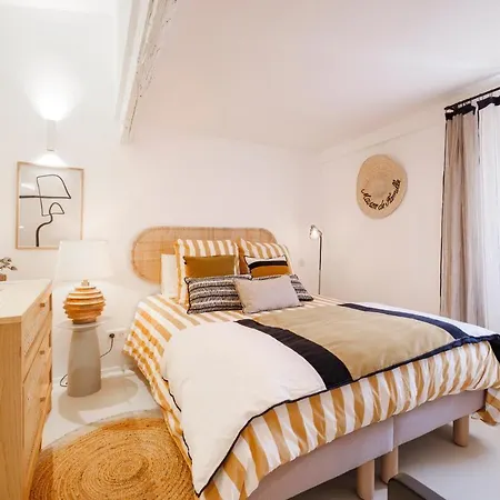 Renting - Neuve - Luxury Triplex Old Town Massena Garibaldi - 4 Bedroom - Ac 아파트 *